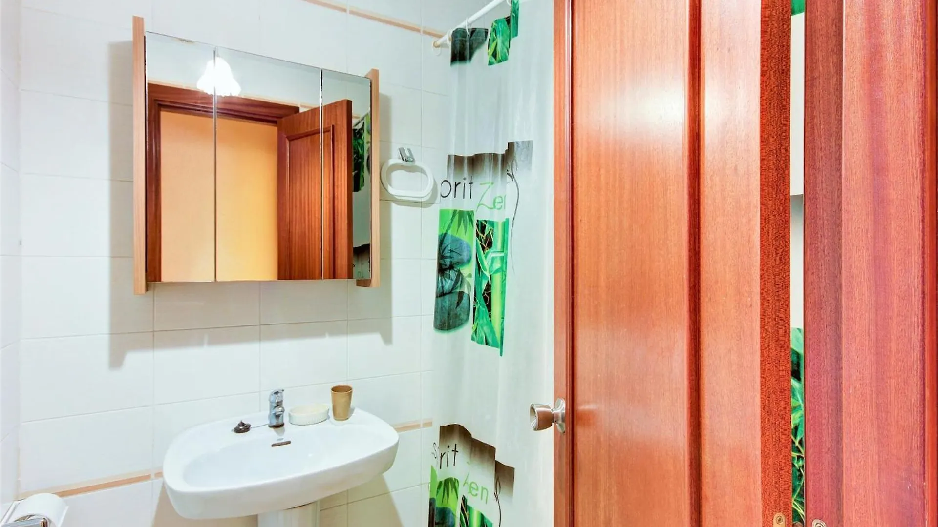 Romantic Apartment With View Roses 0*,  Spanien