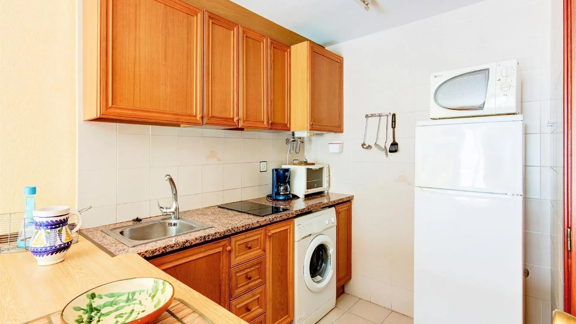 Romantic Apartment With View Roses Spanien